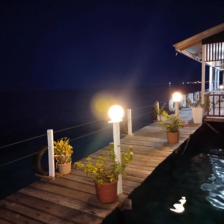 Bihing Angan Water Chalet Semporna Exterior photo